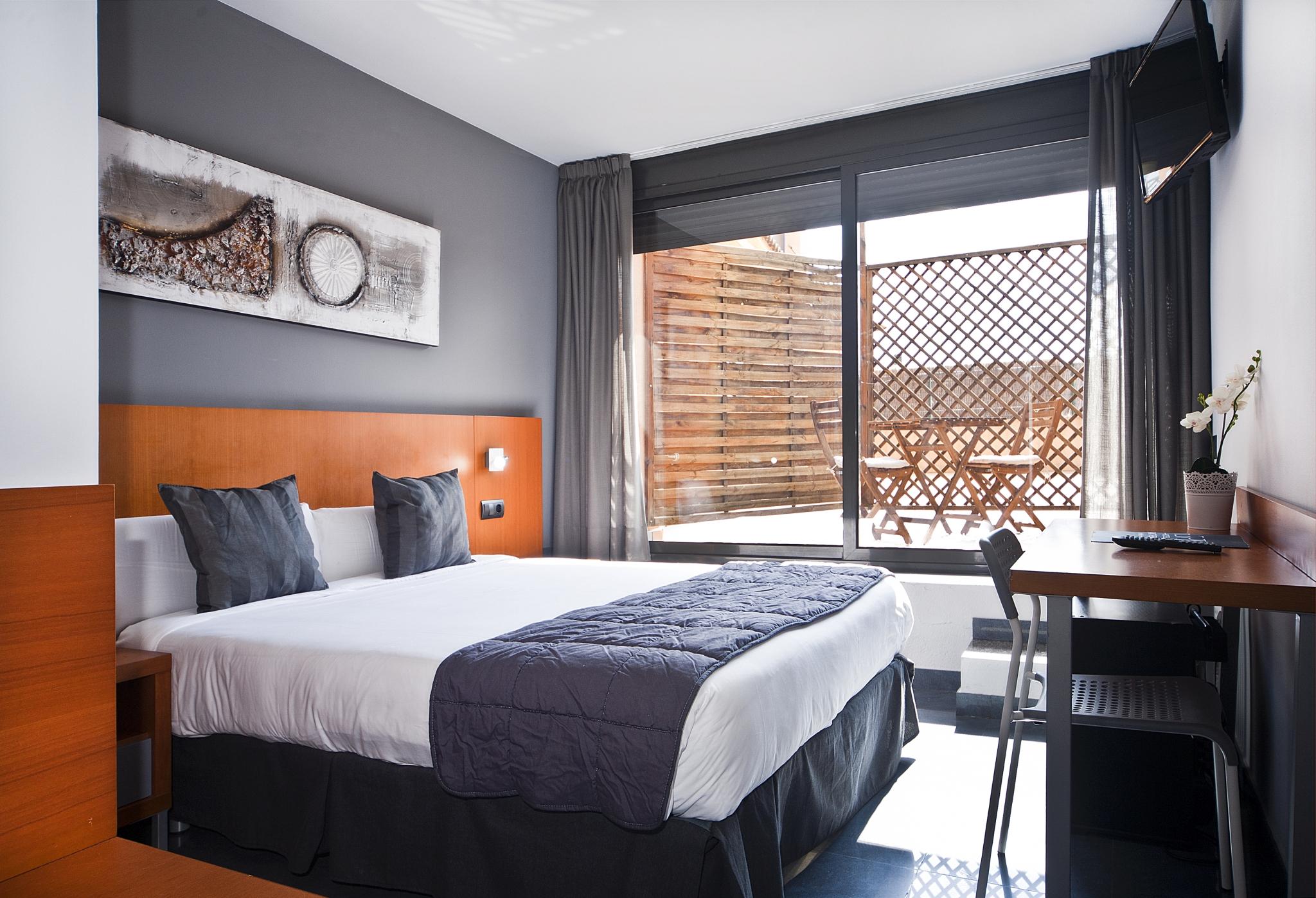 Hotel Sant Pere Ll Hspii Rubí Εξωτερικό φωτογραφία
